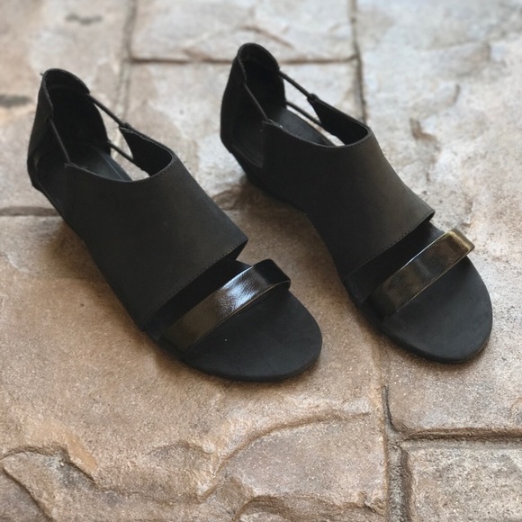Matte Black Nubuck leather low wedge sandals! - Picture 2 of 5